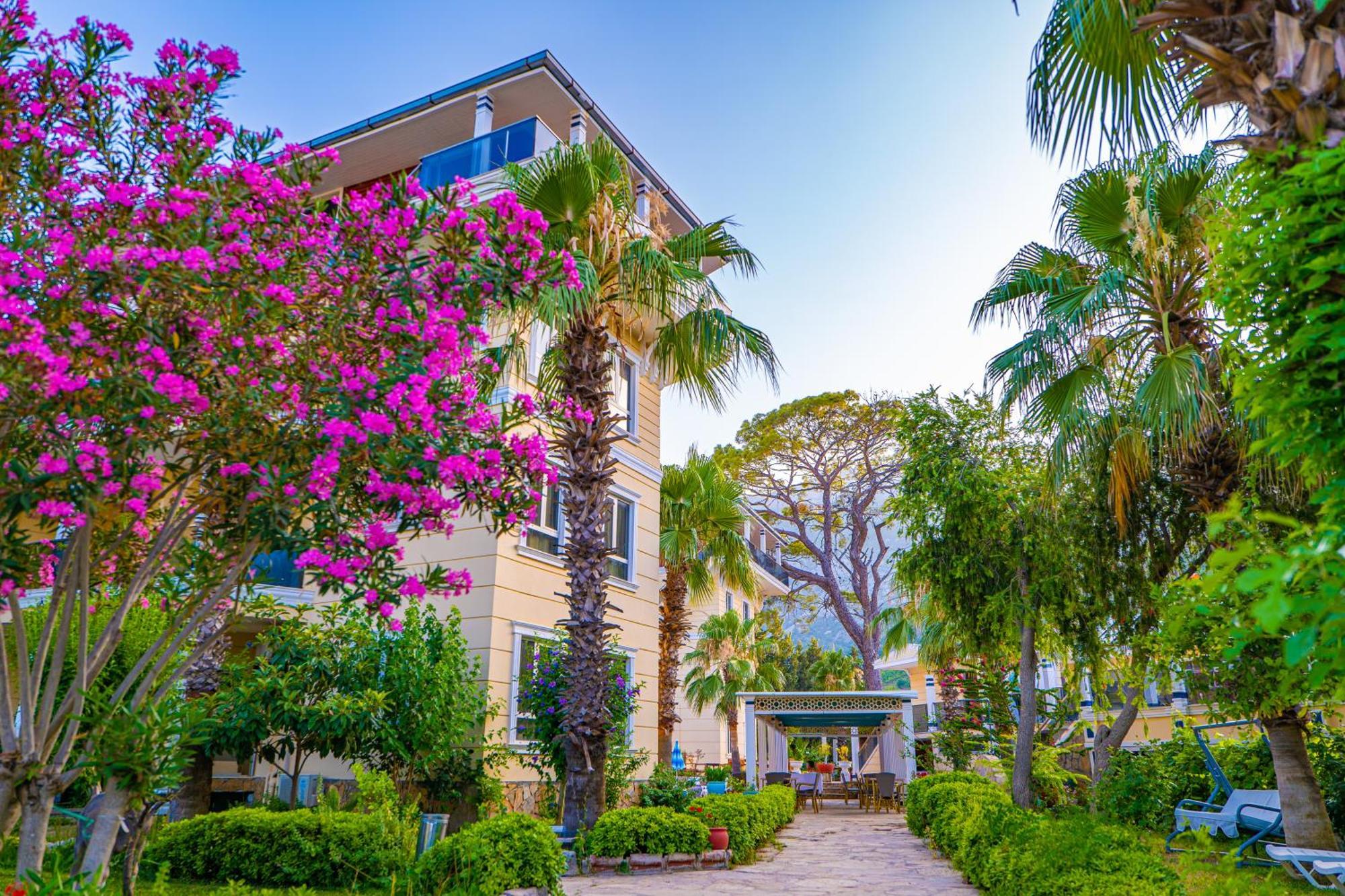 Adrasan Beach Club Hotel Antália Exterior foto